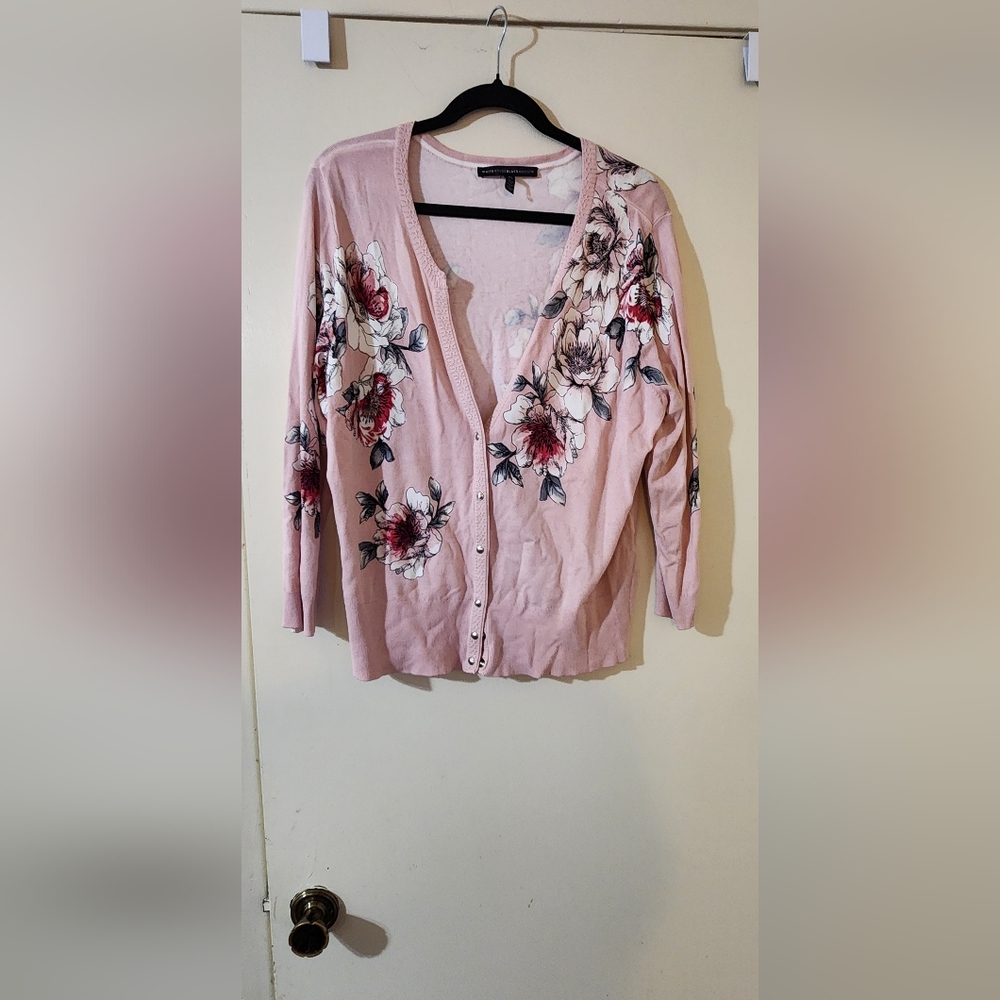 White House Black Market Pink Cardigan Size XL